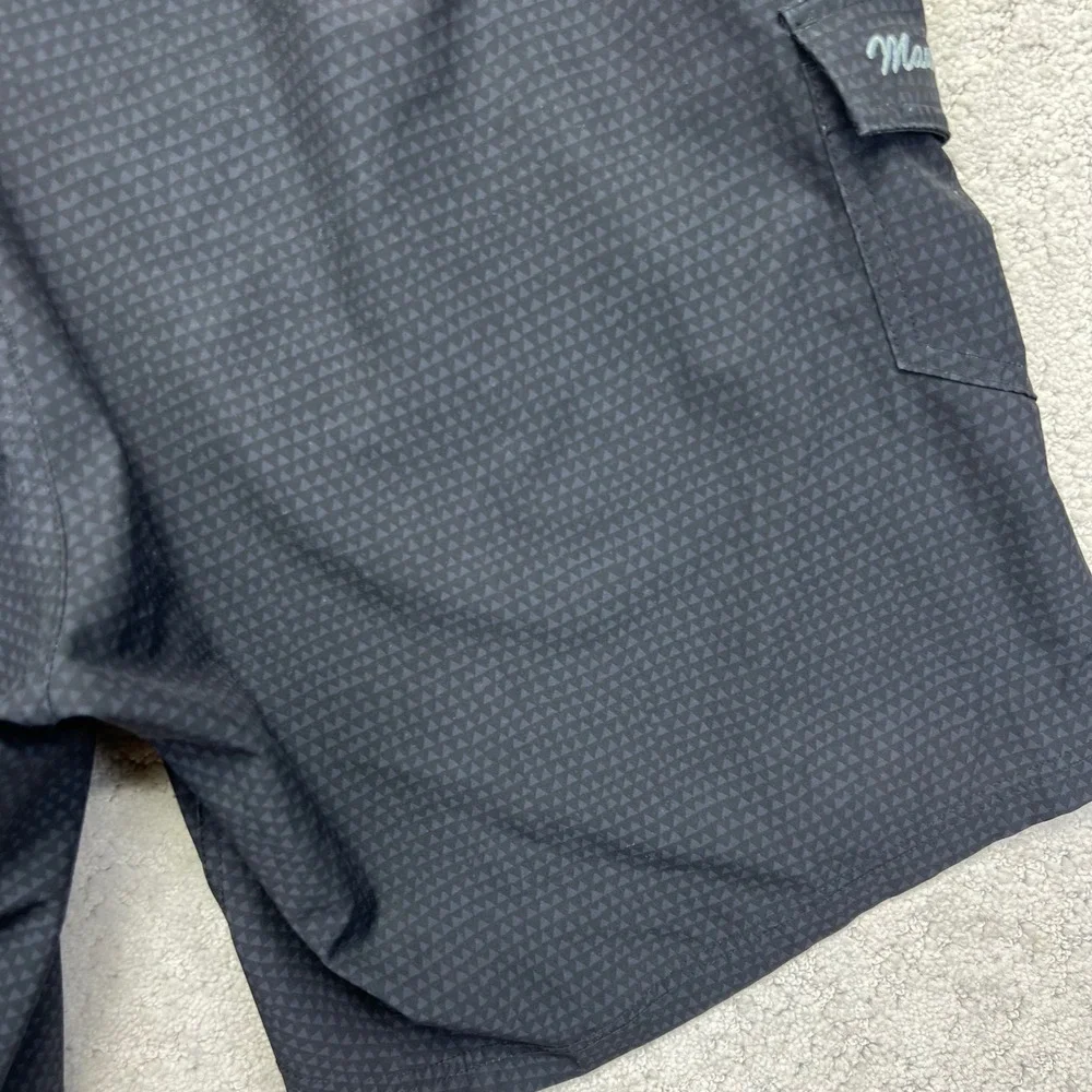 Maui Rippers Board Shorts Womens 14 (36) Black Geometric Swim Trunks Cargo Surf
